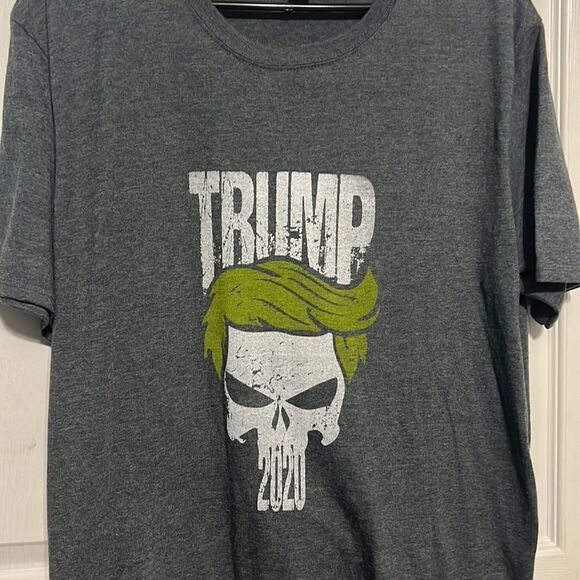 🔥🔥 TRUMP 2020 Graphic Tee Charcoal Gray - Perfect No Flaws - Men Sz XL 🔥🔥 - Picture 2 of 6